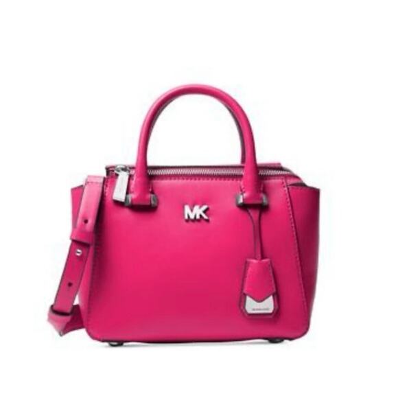 Michael Michael Kors NOLITA MINI MESSENGER excellent condition NWOT - Picture 1 of 15